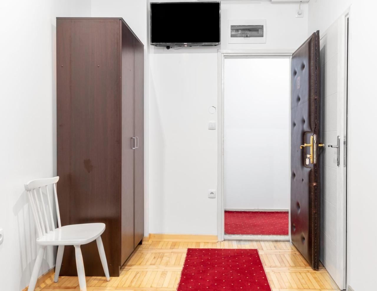 Fortezza Rooms Nis Luaran gambar