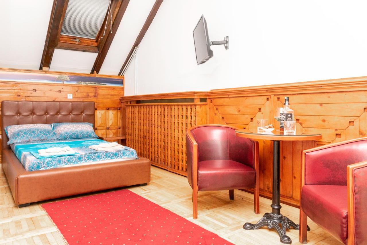 Fortezza Rooms Nis Luaran gambar
