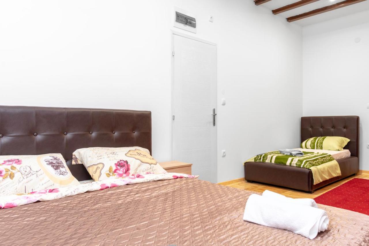 Fortezza Rooms Nis Luaran gambar